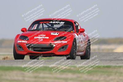 media/Oct-25-2025-CalClub SCCA (Sat) [[34c778dfbe]]/Group 2/Qualifying/